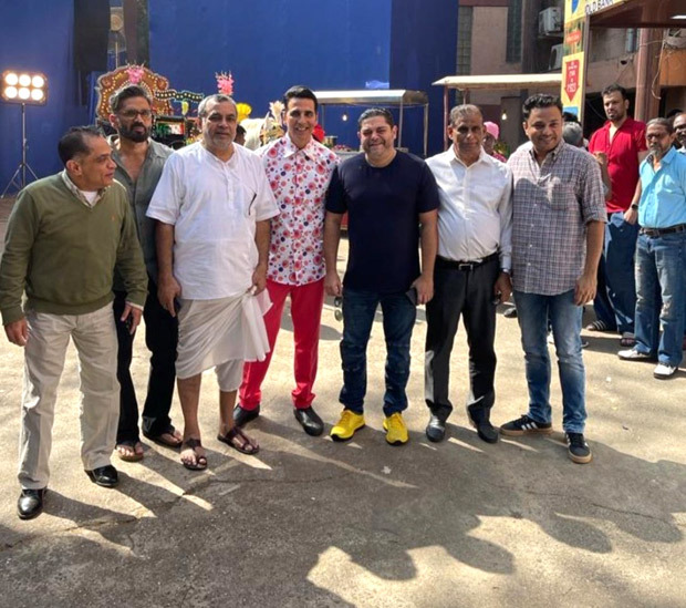 LEAKED PHOTO: Akshay Kumar, Suniel Shetty, and Paresh Rawal reprise their roles on the sets of Hera Pheri 3, titled Hera Pheri 4
