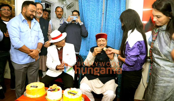 main deendayal hun 4