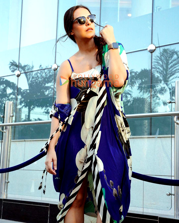 neha dhupia 1 32