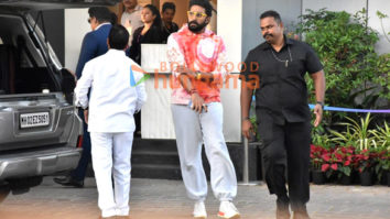 Photos: Abhishek Bachchan, Aishwarya Rai Bachchan and others snapped at the airport