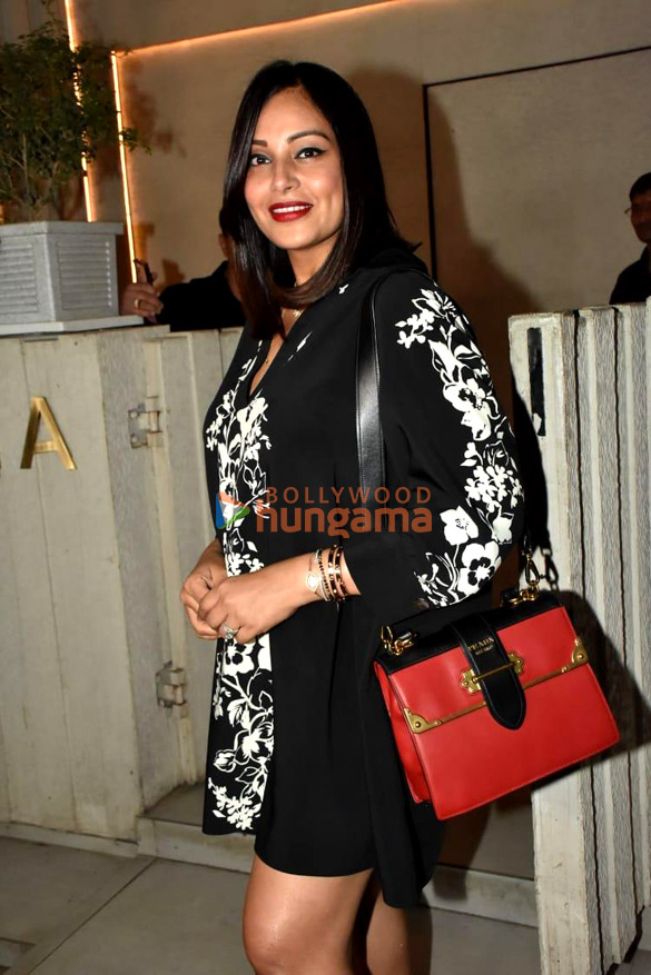 photos bipasha basu and karan singh grover snapped in bandra 4 2