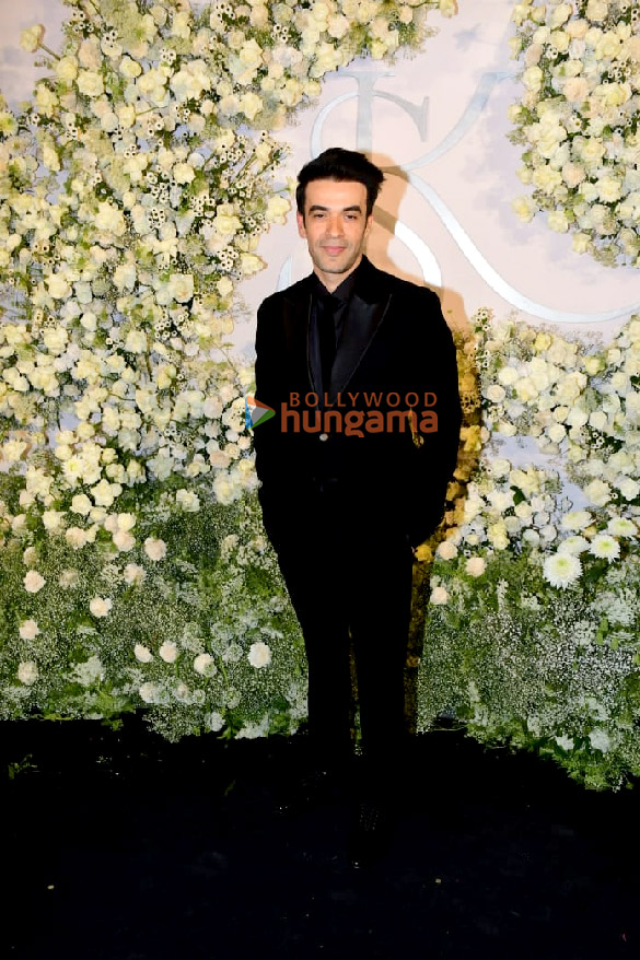 photos celebs attend sidharth malhotra and kiara advanis wedding reception 31