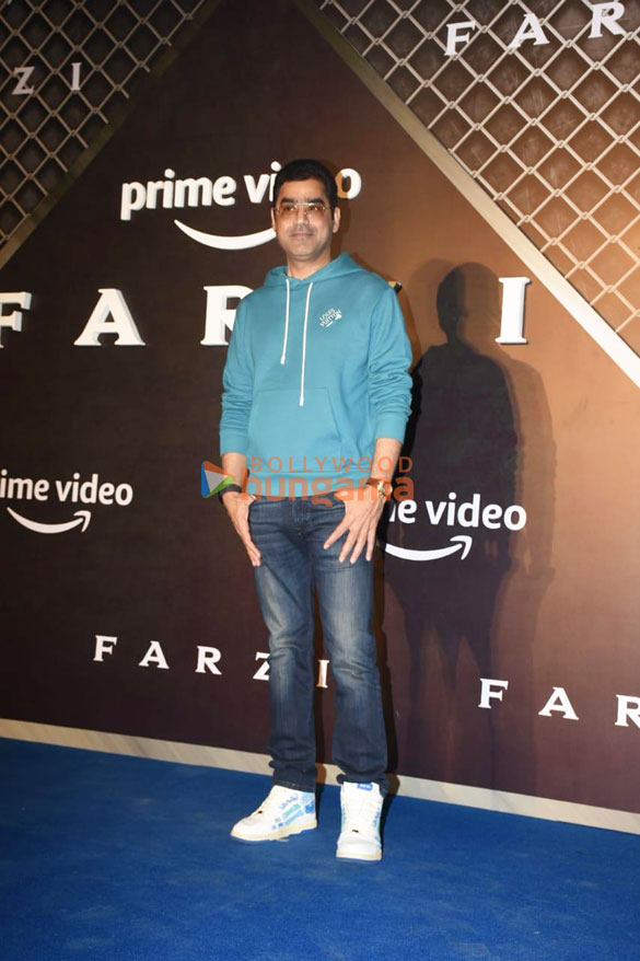 photos celebs grace the premiere of farzi 990 20