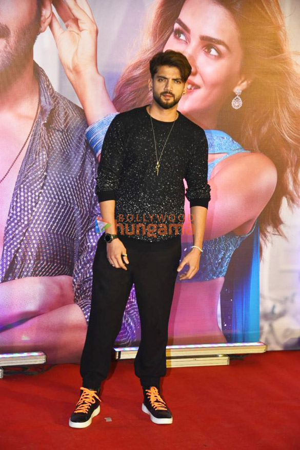photos celebs grace the premiere of shehzada in juhu 121 1