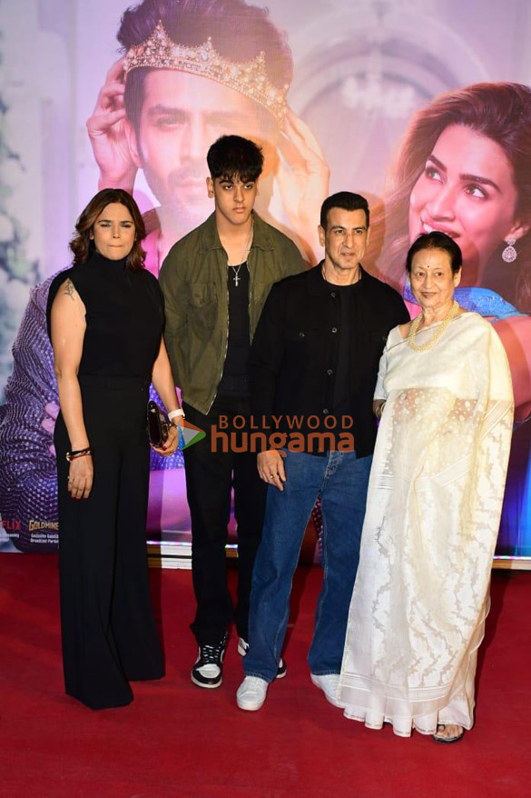 photos celebs grace the premiere of shehzada in juhu 998 11