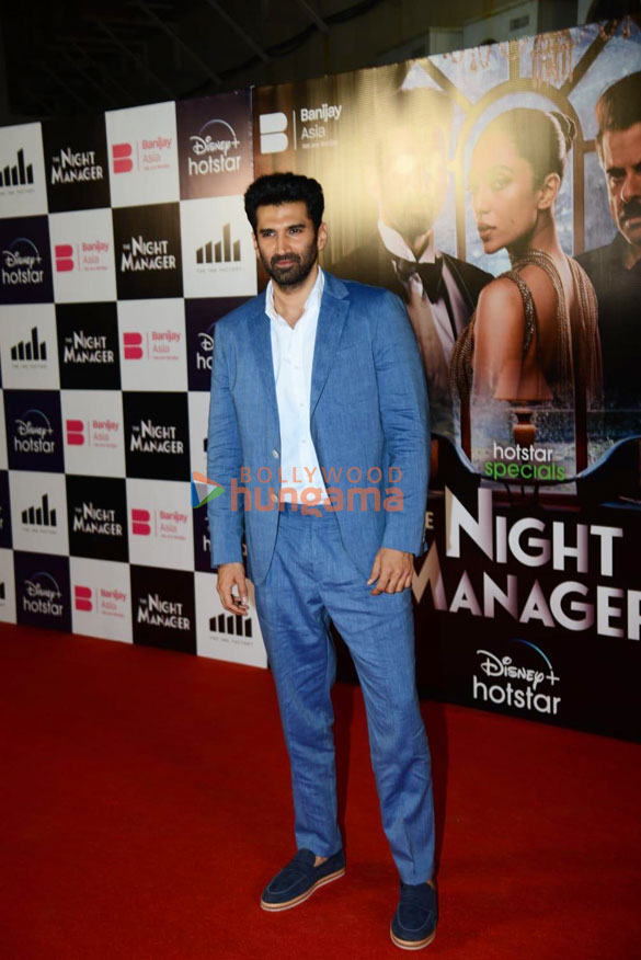 photos celebs grace the premiere of the night manager 12
