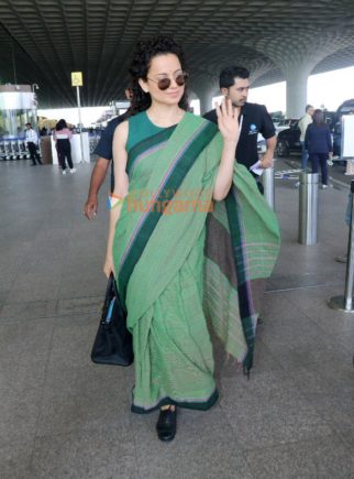 Photos: Kangana Ranaut, Sara Ali Khan, Kartik Aaryan and others snapped at the airport