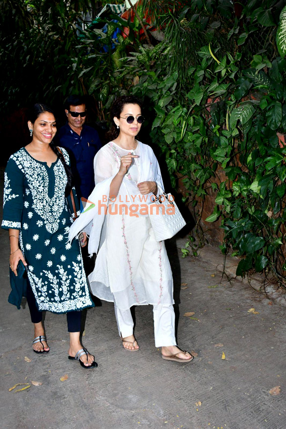 photos kangana ranaut snapped at a dance class in bandra 2