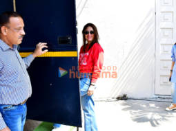 Photos: Kareena Kapoor Khan spotted at Mehboob Studio in Bandra