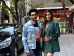 Photos: Kartik Aaryan and Kriti Sanon snapped promoting their film Shehzada