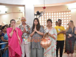 Photos: Rakesh Roshan and family snapped at a Shivratri puja in Panvel