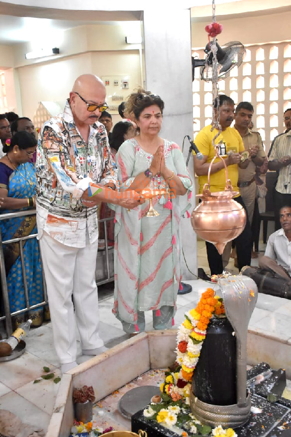 photos rakesh roshan and family snapped at a shivratri puja in panvel 4