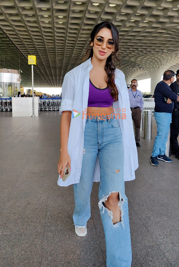 photos rakul preet singh jackky bhagnani manushi chhillar and others snapped at the airport2 3