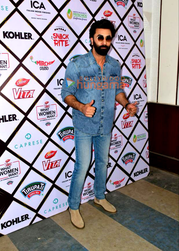 photos ranbir kapoor and kareena kapoor khan spotted at mehboob studio in bandra1 4