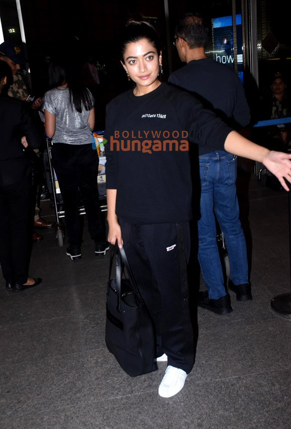 photos rashmika mandanna uorfi javed and others snapped at the airport 1