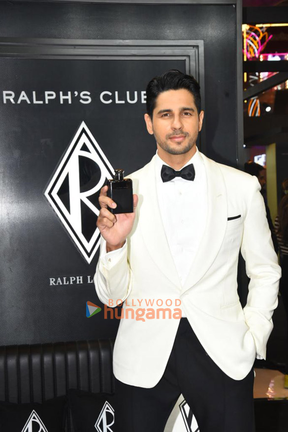 photos sidharth malhotra snapped attending the launch of the ralph lauren club in association with shoppers stop 1 3