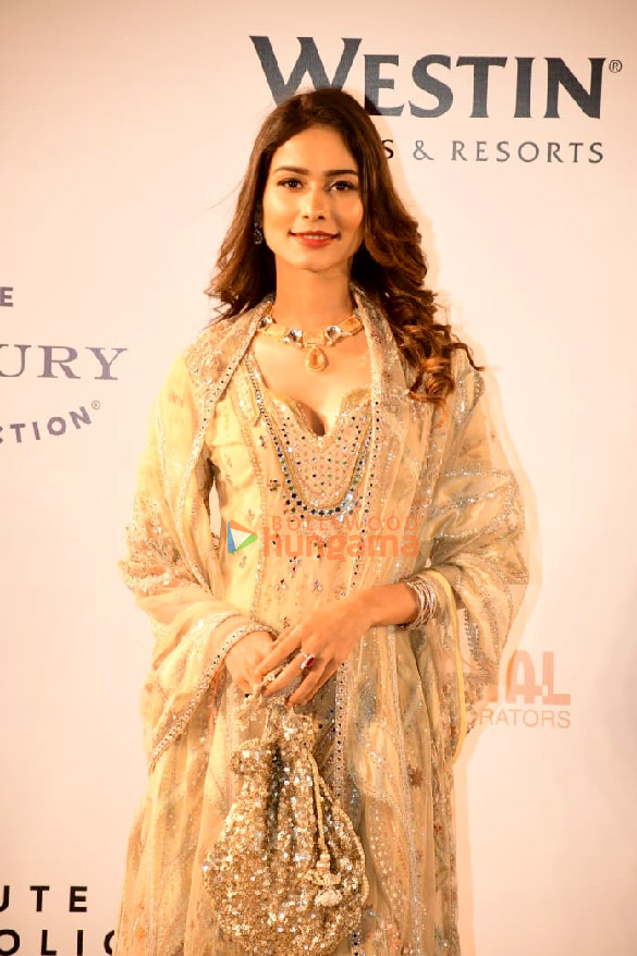 photos tiger shroff karan johar and others attend the launch of shaadi by marriott bonvoy 5