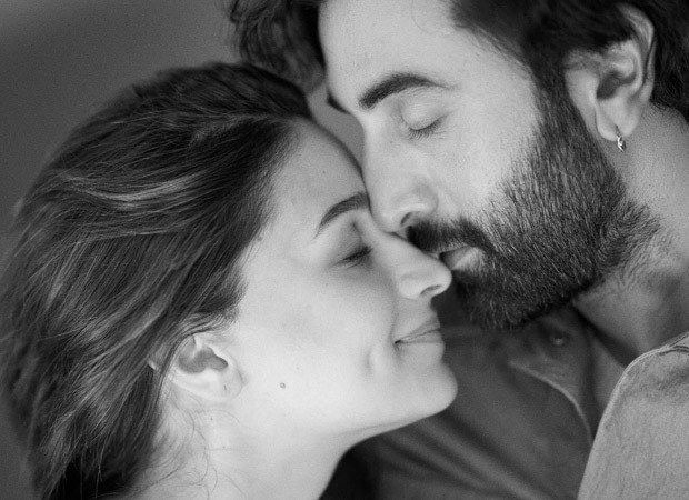 Ranbir Kapoor wishes Valentine’s Day to his wife Alia Bhatt and daughter Raha Kapoor on stage