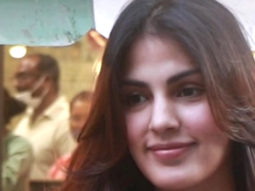 Rhea Chakraborty poses for paps as she gets clicked outside a hair salon