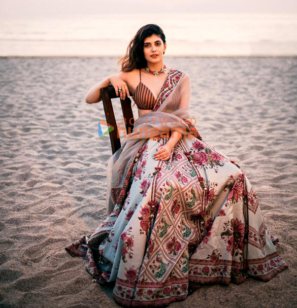sanjana sanghi 7 4