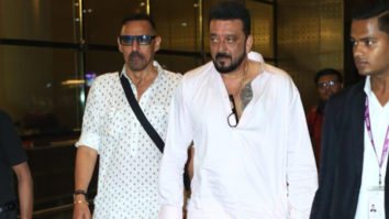 Sanjay Dutt gets mobbed by fans at the airport