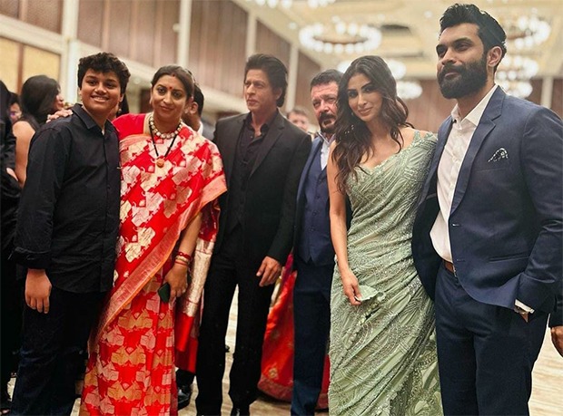 Shah Rukh Khan, Mouni Roy, Ronit Roy strike a pose at Smriti Irani’s daughter’s wedding reception, see photos