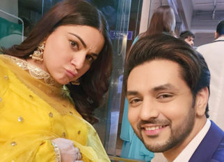 Shraddha Arya flaunts onscreen baby bump; hints at the upcoming leap in Kundali Bhagya with Shakti Arora