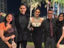 Sidharth Malhotra – Kiara Advani strike a pose with late Vikram Batra’s family at their wedding reception, see photo