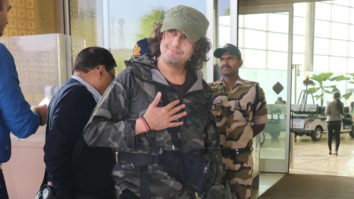 Sonu Nigam assures paps of his good health at the airport post the attack incident
