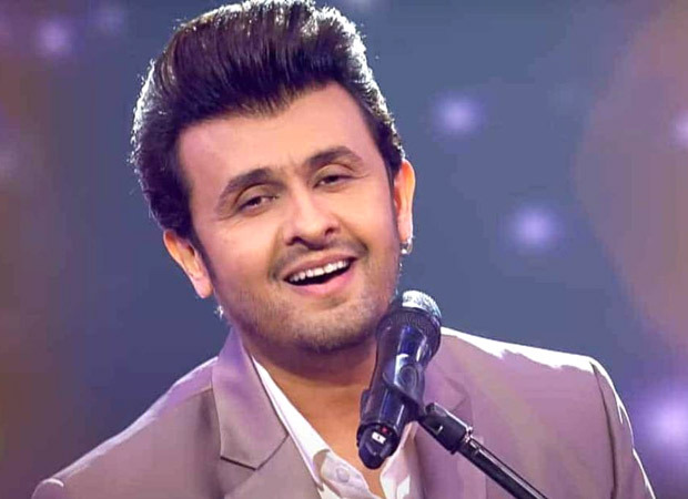 Sonu Nigam gets attacked in a concert in Mumbai; registers complaint against politician’s son for causing chaos