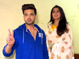 Aww! We love the way Tejasswi Prakash holds Karan Kundrra’s little finger
