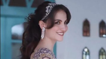 Elli AvrRam kills it with her dreamy looks!