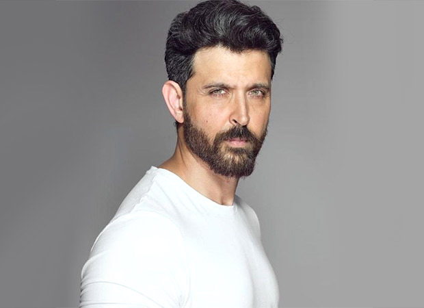 Hrithik Roshan starrer Fighter to feature his iconic slow-motion walk : Bollywood News