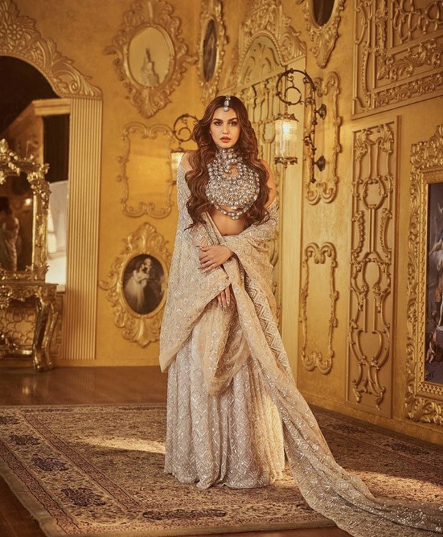 Huma Qureshi exudes a princess aura while wearing regal jewellery and saree by Abu Jani Sandeep Khosla in their most recent fashion film, Mera Noor Hai Mashoor