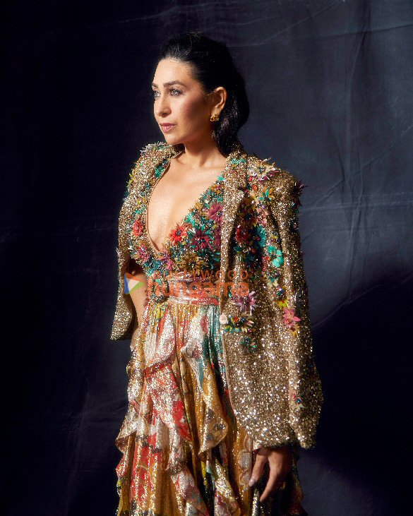 karisma kapoor 4 3