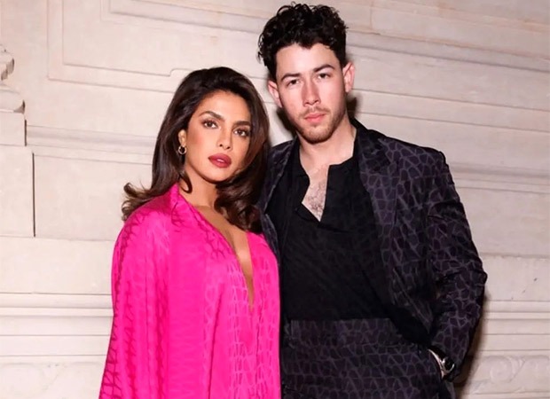 Nick Jonas flirting with Priyanka Chopra at his concert make fans go ...