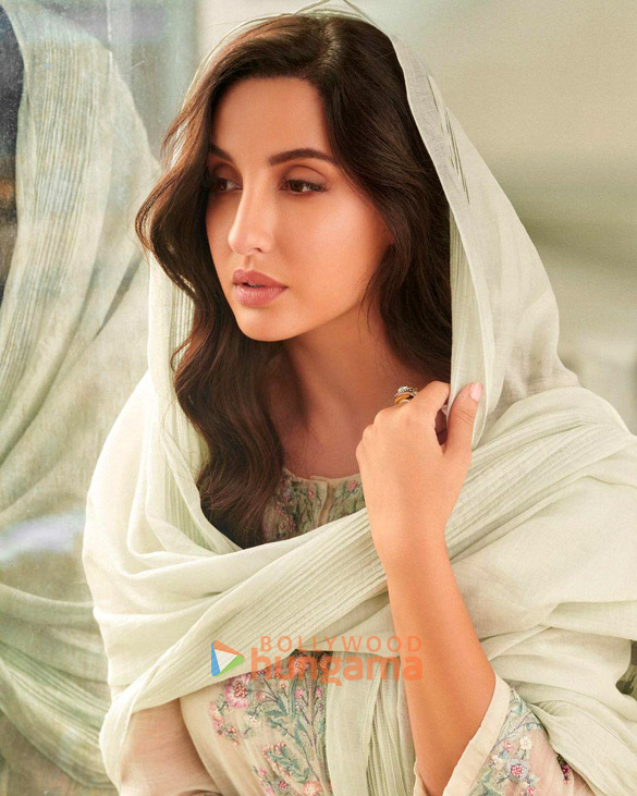 nora fatehi 2 140