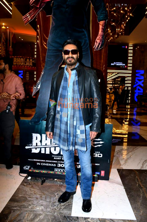 Photos: Ajay Devgn and Tabu snapped at the trailer launch of Bholaa | Parties & Events