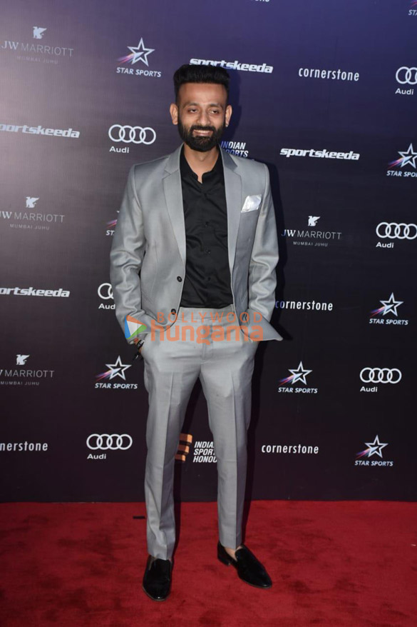 photos anushka sharma virat kohli and others grace the red carpet of fourth edition of indian sports honours 9090 3