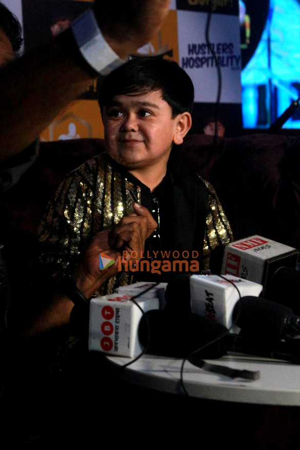photos bigg boss 16 contestant abdu rozik attends the press conference for the kaunch of his brand burgir 4