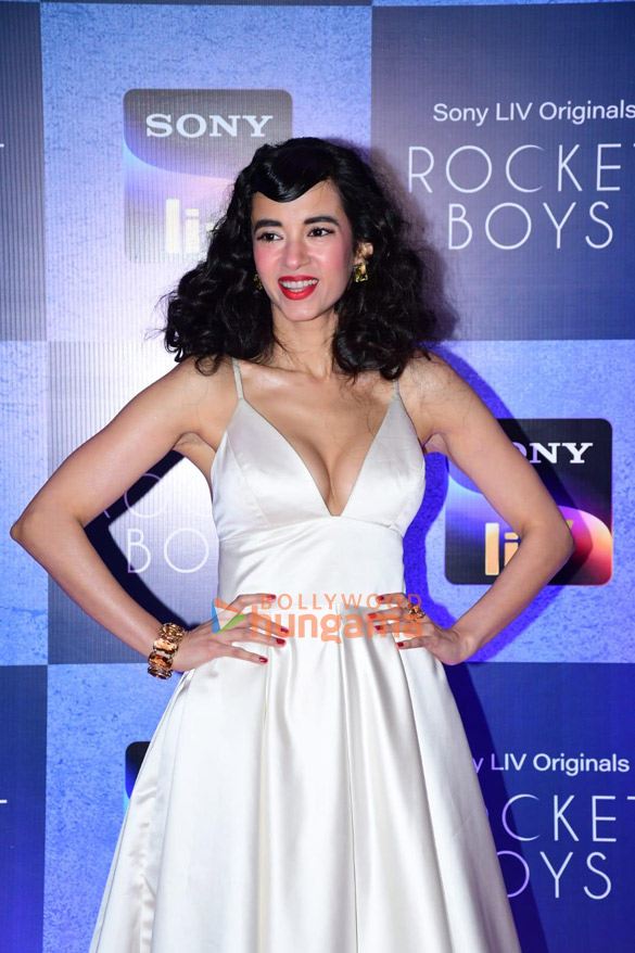 photos celebs grace the premiere rocket boys season 2 11