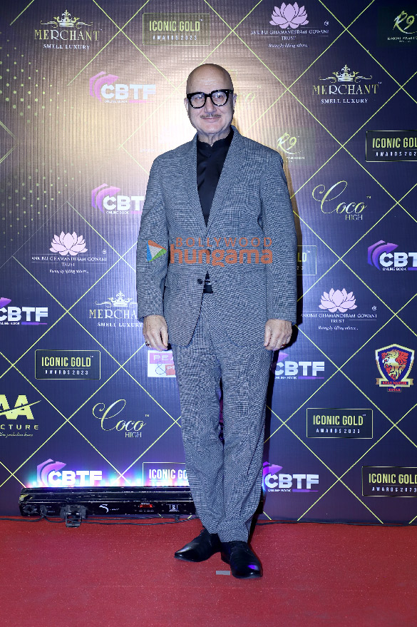 photos celebs snapped attending the iconic gold awards 2023 4