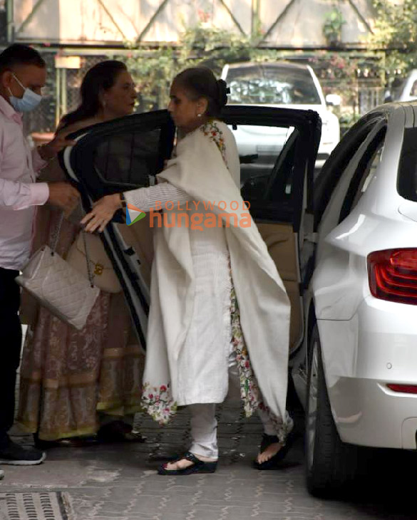 photos celebs snapped outside sohail khans home in mumbai 08 1