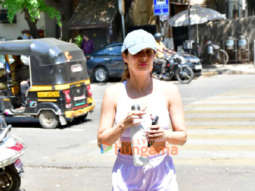 Photos: Malaika Arora spotted outside Diva Yoga in Bandra