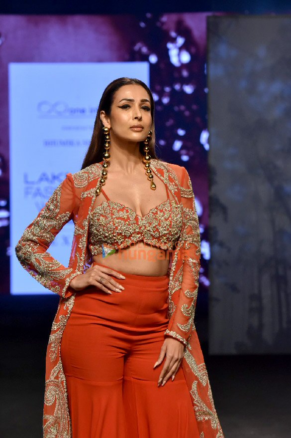 photos malaika arora walks the ramp for designer bhumika sharma at lakme fashion week 2023 4