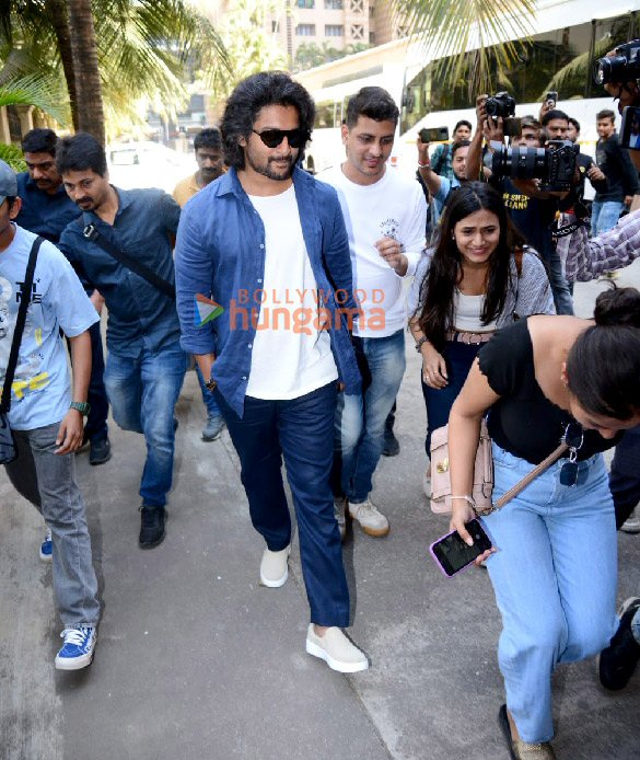 photos nani snapped promoting dasara in andheri 2