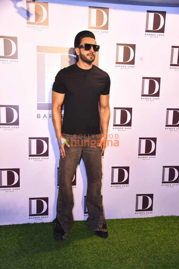 photos ranveer singh and other celebs attend the launch of stylist darshans salon d barbershop 3