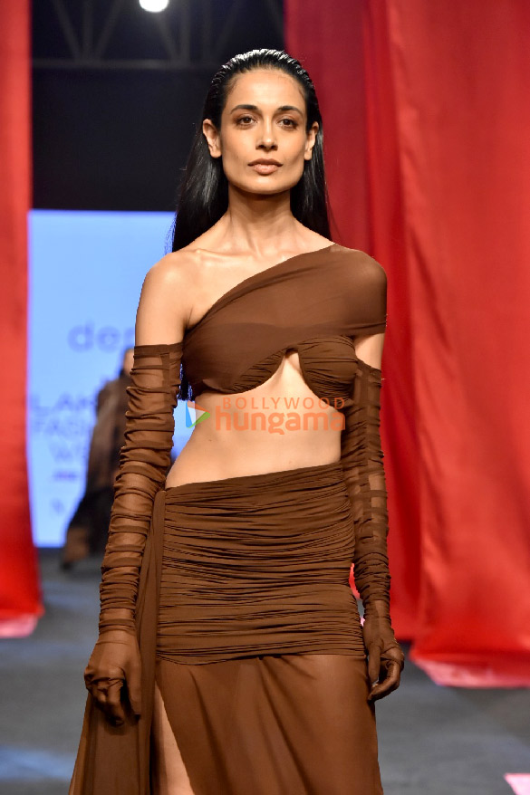 photos sanya malhotra sonakshi sinha and others walk the ramp at lakme fashion week 2023 day 2 7