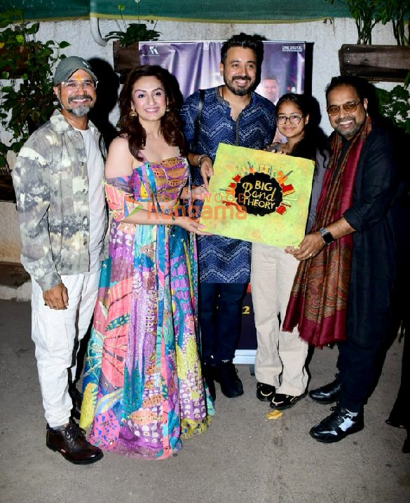 photos shankar mahadevan shaan and others attend the special preview of akriti kakars album big band theory 2 9