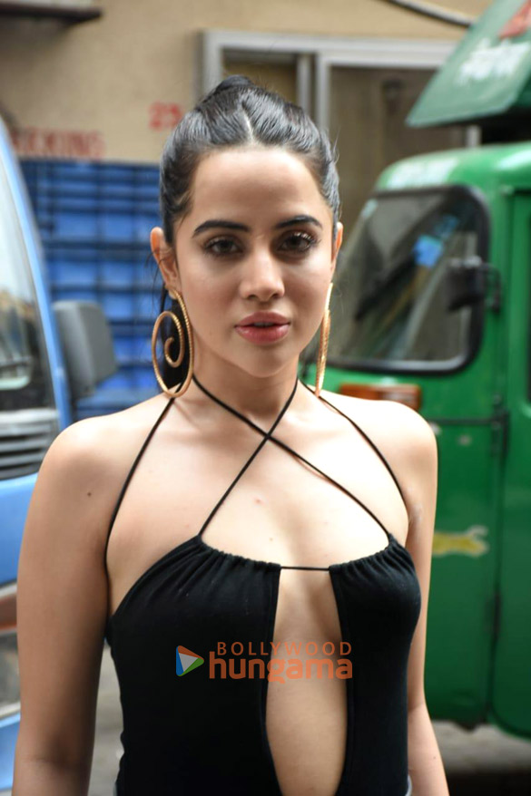 photos uorfi javed snapped in andheri 4 2